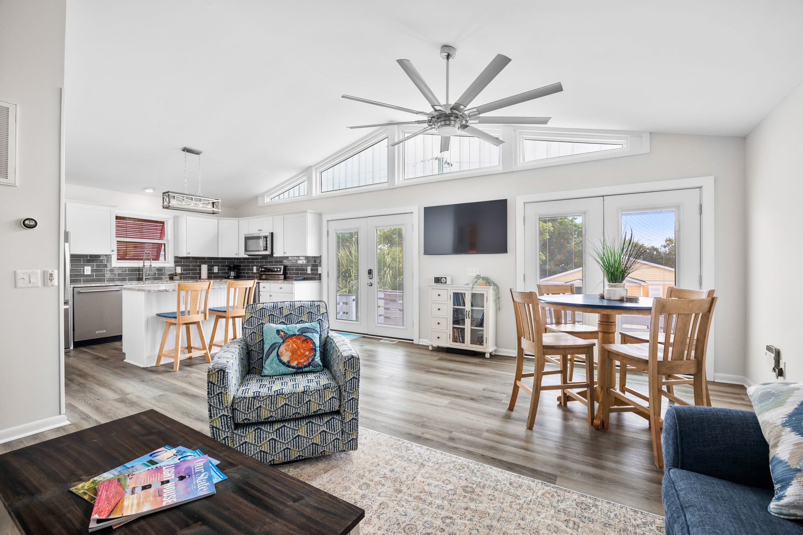 13-Final Photos Sara Airbnb CB-13